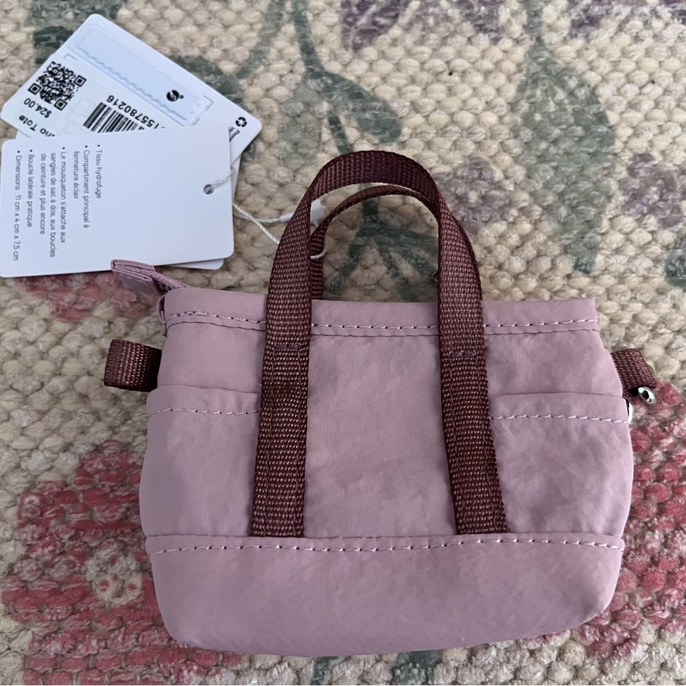 NWT lululemon Daily Multi-Pocket Nano - Picture 7 of 15
